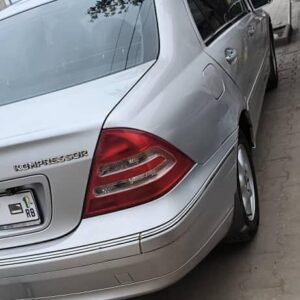 Mercedes C180 – Boîte automatique