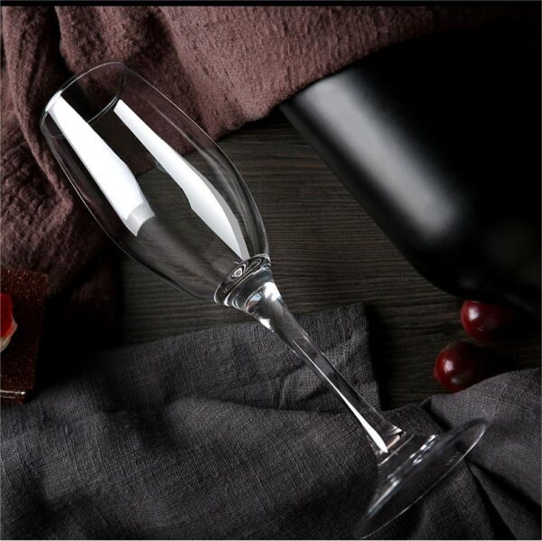Verre à champagne classique pour fête et célébration